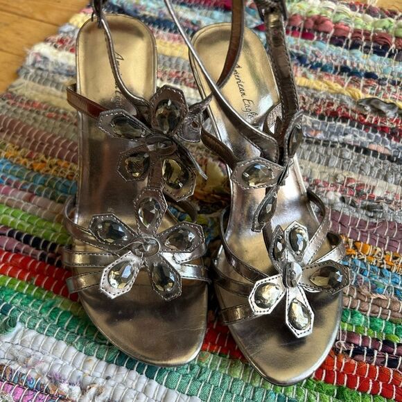 American Eagle Outfitters Silver Heels with Elegant Floral Design - Picture 15 of 15